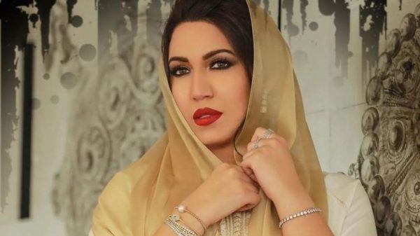 أسماء لمنور